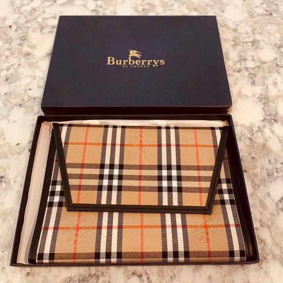Burberry Accessories - BURBERRY Nova Check Folio Tablet Protector